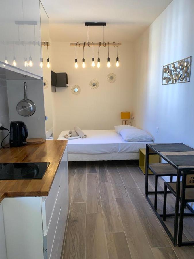 Studio Vagliano Cannes Bagian luar foto